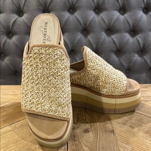 Naked Feet Women's Cream Woven Platform Sandals